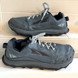 ALTRA Lone Peak 8 Trail Running Shoe - Blue - Size 8.5